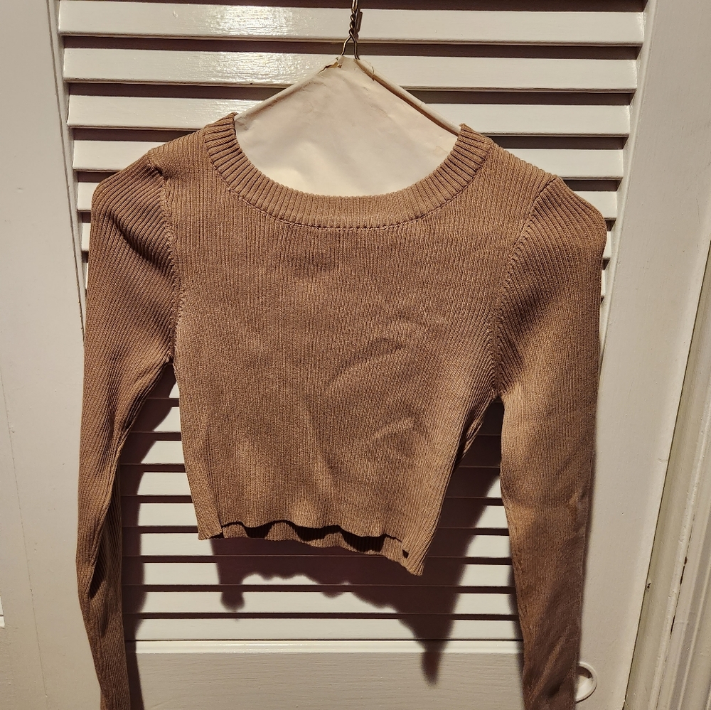Naked Wardrobe ribbed cropped long sleeve sweater.  Camel 🐫  colored